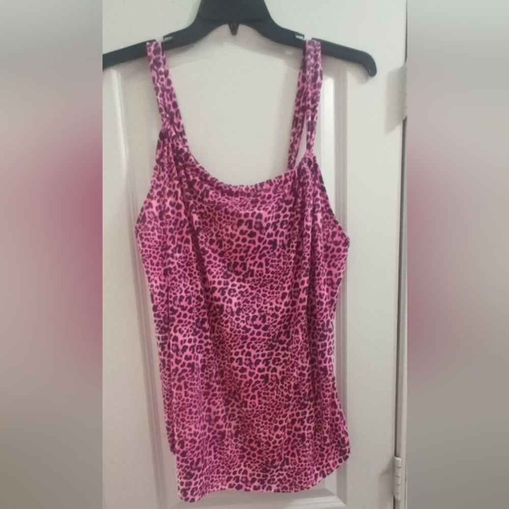 Spaghetti type tank top